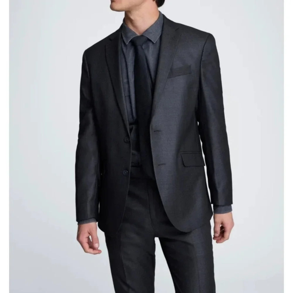 Kenneth Cole Reaction Men 2-pc Techni-Cole Suit GunMetal 46L Jacket Pant 40W 32L